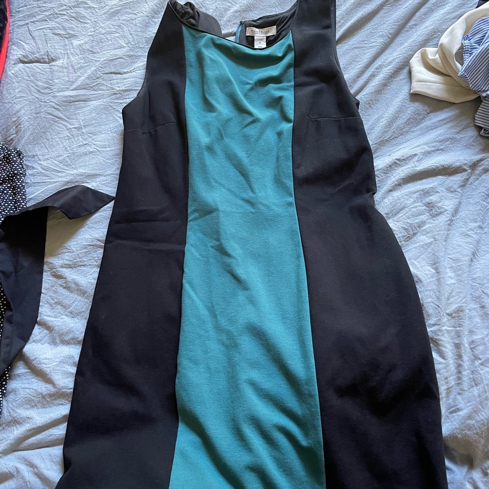 Dresses - Picture 3 of 3